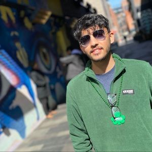 Meet your Posher, Adhiraj
